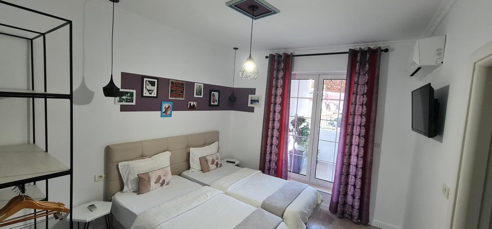 Funky Guest House & Adventures Permet Bagian luar foto